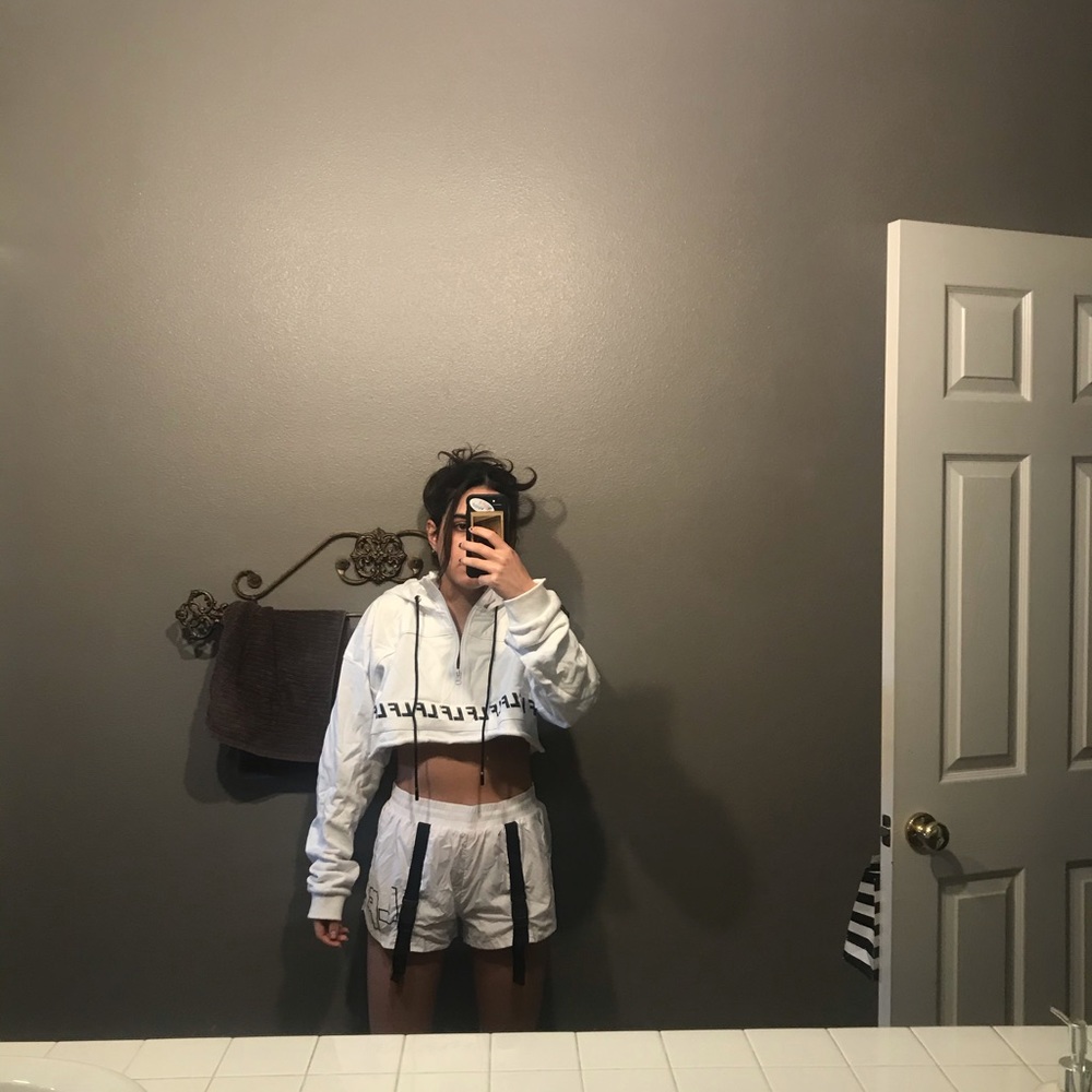 EVERYTHINGMUSTGO!! Lf white set - Picture 2 of 6